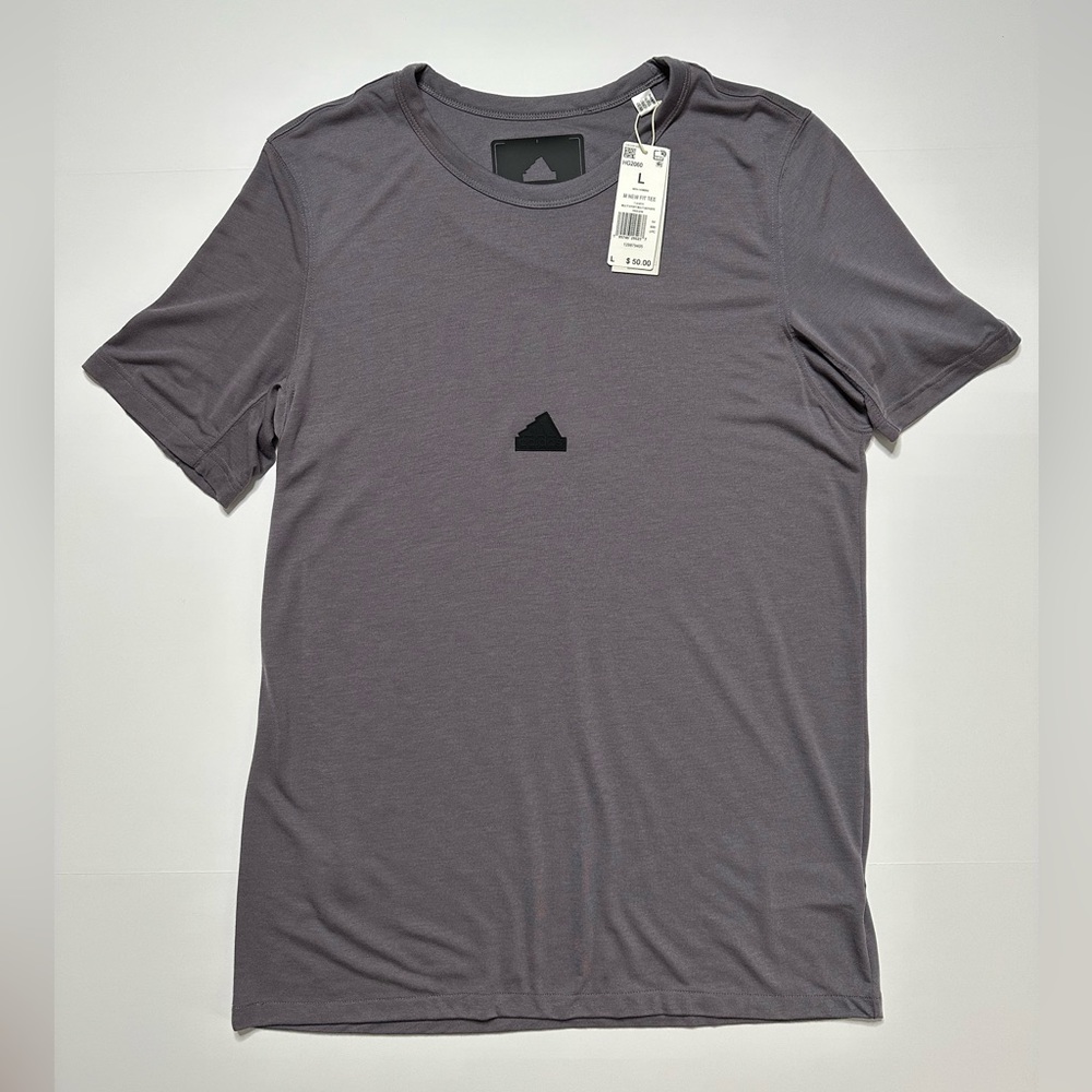 Adidas Large new fit gray T-shirt - new